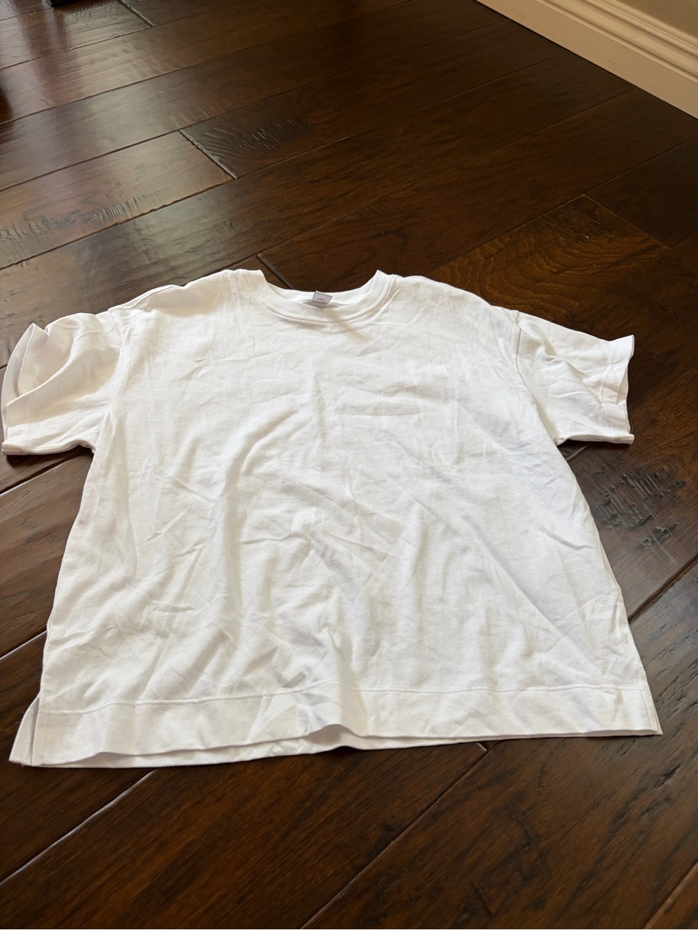 Old Navy White Short Sleeve Tee